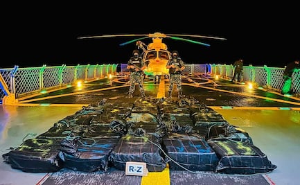 Aseguran más de 4 mil kilos de cocaína, 5 mil litros de combustible y a 11 personas frente a costas del Pacífico