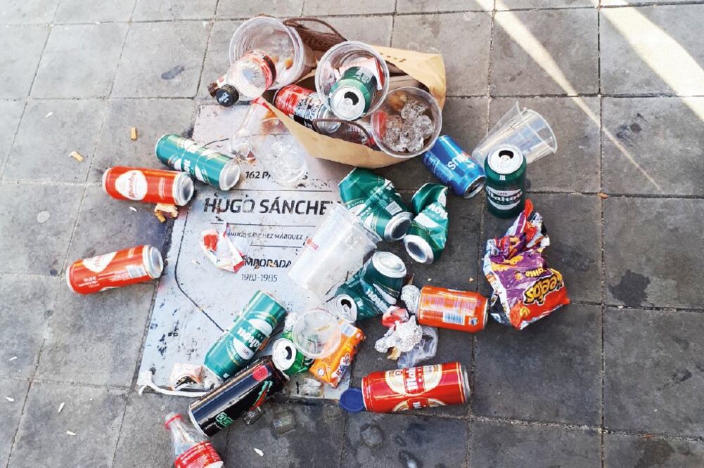 Sánchez es quien se lleva el premio a la impopularidad colchonera (FOTOS: JERÓNIMO ANDREU. EL UNIVERSAL)