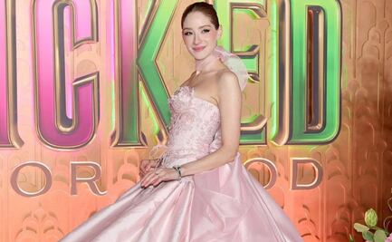 Ceci de la Cueva deslumbra en la premier de Wicked 2 en Nueva York