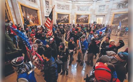 Tras indulto de Trump detienen a acusado por asalto al Capitolio; ahora lo arrestan por posesión de arma de fuego