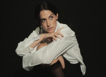 “Hacer canciones es un misterio”: entrevista a Juana Aguirre