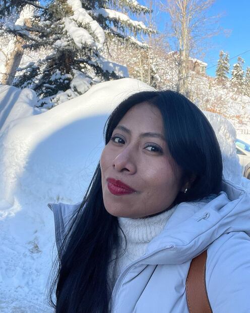 Yalitza Aparicio debuta en una nueva faceta artística (Fuente Instagram @yalitzaapariciomtz)