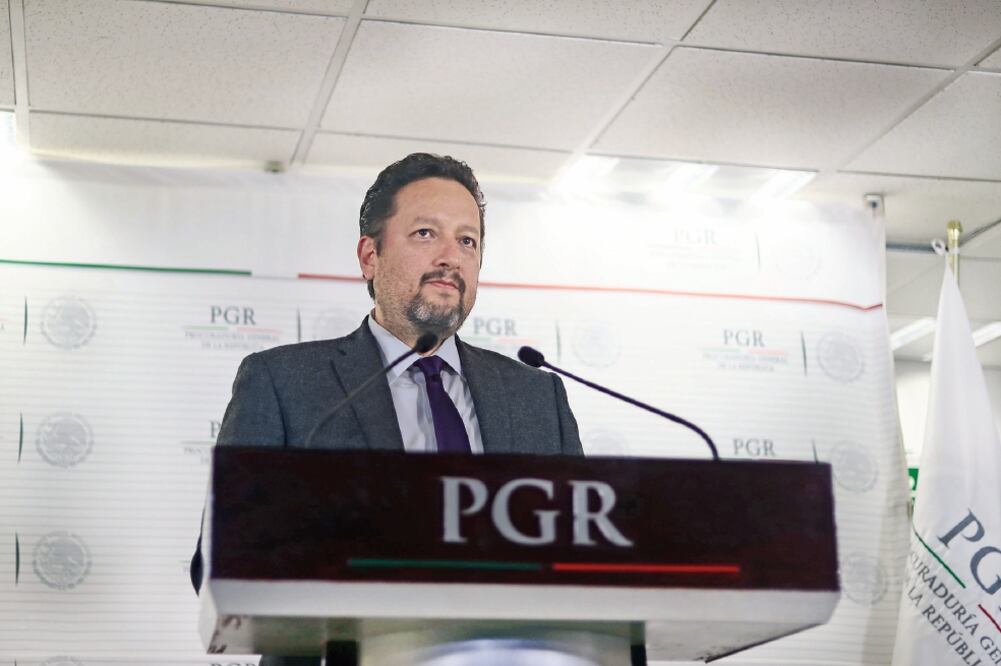 Alonso Israel Lira Salas, titular de la SEIDO, explicó que la investigación co nt ra Juan Vergara Fernández inició en septiembre del año pasado. (ALEJANDRO ACOSTA. EL UNIVERSAL)