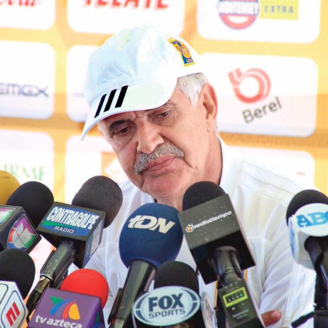 Ricardo Ferretti espera mayor solidez en la zona baja de su equipo. CLUB TIGRES