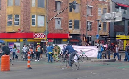 Ciclistas realizan bloqueo en Avenida Insurgentes; exigen justicia por muerte de hombre arrollado en Iztapalapa