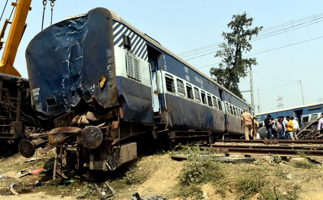 Los accidentes de tren son frecuentes en India, donde la red ferroviaria de 65 mil kilómetros de recorrido es la cuarta más larga del mundo. (Foto: Xinhua)