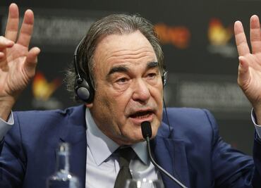 Oliver Stone: "América se encamina hacia la autodestrucción"