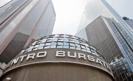 Bolsa Mexicana tiene su mayor caída anual desde 2008; peso cierra el año estable