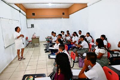 México, 50 años sin una política correcta de contenidos educativos