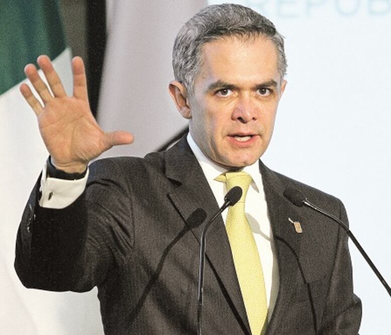Voy por la presidencia: Mancera
