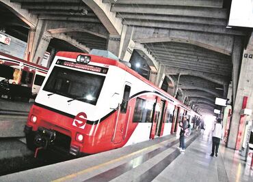 Ciudadano acusa a trabajadores del Suburbano de insultos homófobos