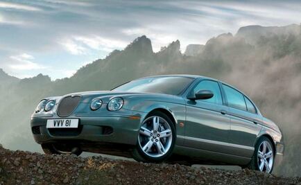 Jaguar muestra su SType en Ginebra