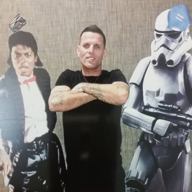 El cantante perdió la vida a causa del cáncer suprarrenal que padecía, tenía 42 años.   Foto: Instagram