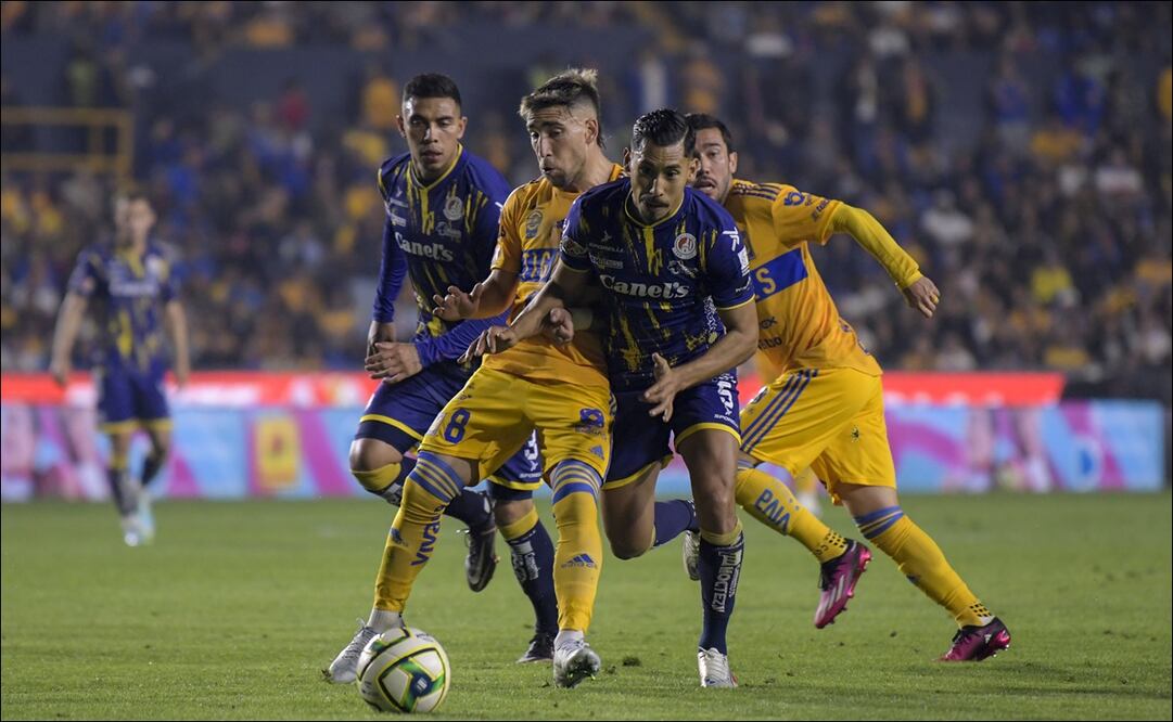 El ríspido encuentro finalizó con 22 faltas marcadas por el árbitro central. FOTO: Imago7