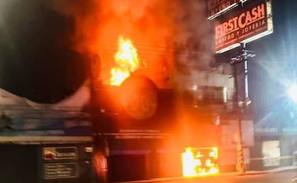 Reportan incendio en casa de empeño cerca de Center Plaza en Ecatepec