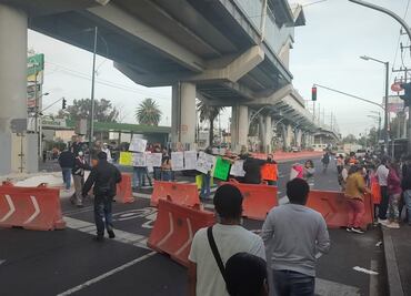 Comerciantes cierran avenida Tláhuac; exigen apoyos económicos por obras de la L12