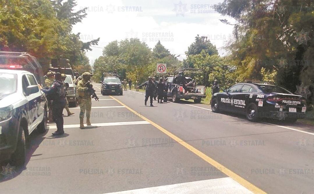 Los policías circulaban en la carretera de Ixtapan de la Sal. Foto: Especial