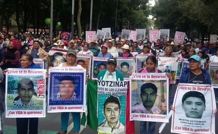 Twenty-five thousand participate in Ayotzinapa march