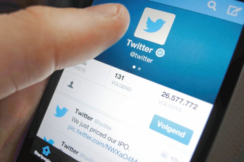 El ataque fue de fuerza bruta, debido a que se enviaron cientos requerimientos de servicio haciendo que las páginas se saturaran