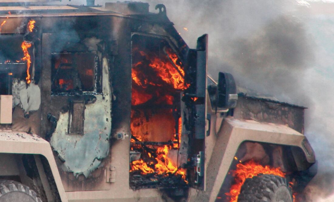 Ataque. Escena del atentado del Estado Islámico contra un convoy de fuerzas estadounidenses y aliados. AFP