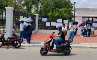 Normalistas de Ticul, Yucatán, mantienen tomadas las instalaciones educativas; exigen destitución del director
