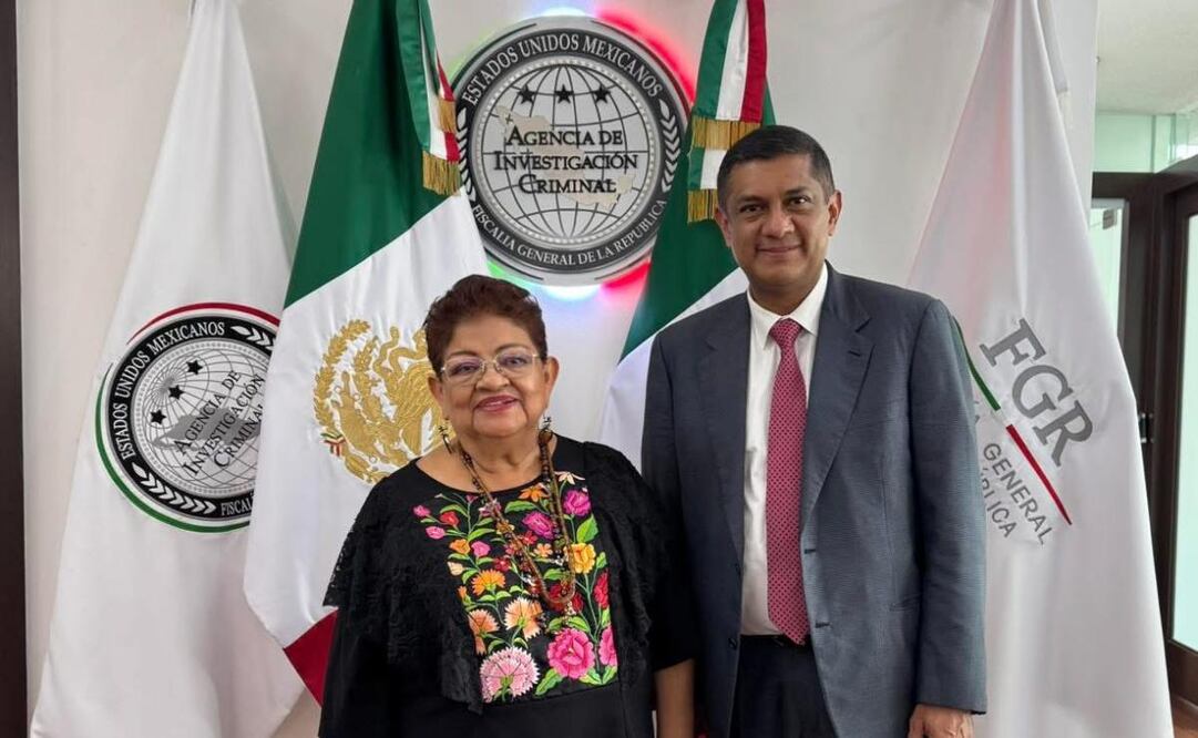 Ernestina Godoy, encargada de despacho de la FGR, sostuvo una reunión con Héctor Elizalde Mora, nuevo titular de la Agencia de Investigación Criminal. Foto: Especial
