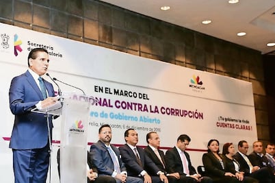 Urge Aureoles a homologar leyes anticorrupción 