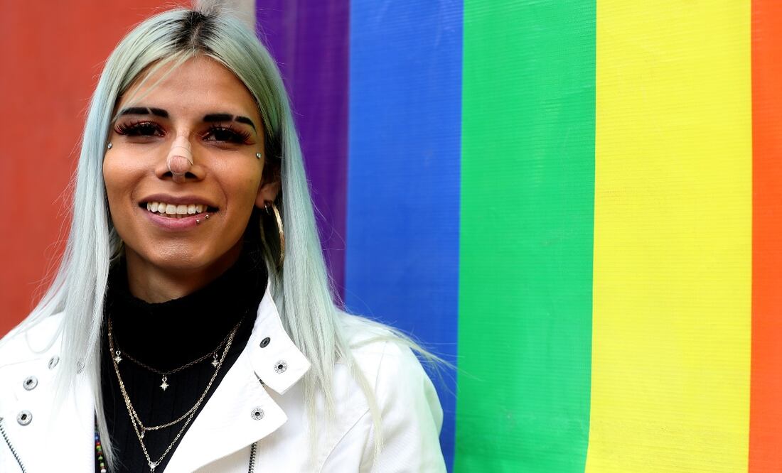 Kaylee comenta que conseguir su nueva credencial del Instituto Nacional Electoral no le resultó en absoluto complicado. Foto: Atenea Campuzano/ EL UNIVERSAL.