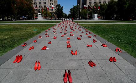 Artista mexicana crea conciencia sobre el feminicidio en Chile