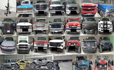 Decomisan 46 vehículos de "El Mayito Flaco" en Durango; destacan tractocaminones para huachicol, camionetas pick up y armamento