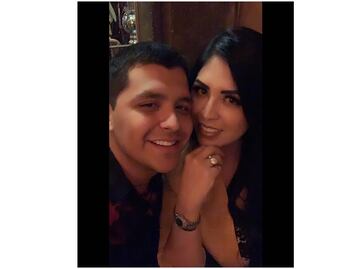 Veto no le impide a Christian Nodal cantarle las mañanitas a su mamá