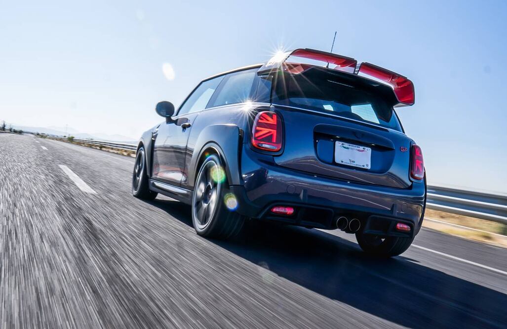 MINI JCW GP 2021, el límite entre lo divertido y lo extremo viene en un empaque pequeño