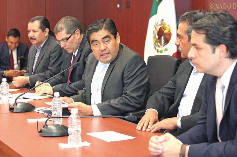 Con Barbosa en la titularidad de la fracción del sol azteca se blinda a la bancada de posibles problemas internos, comentaron algunos perredistas (ARCHIVO EL UNIVERSAL)