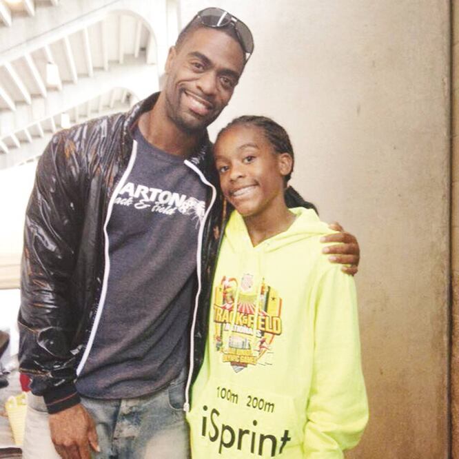 Tyson con Trinity, quien falleció en el Centro Médico de Kentucky (TWITTER)