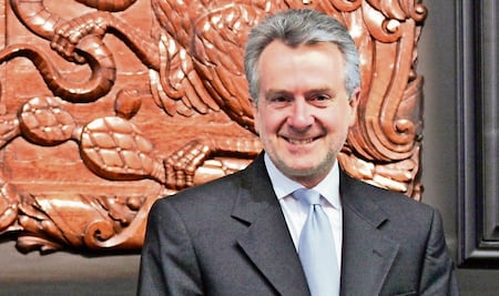 PAN dispuesto a negociar reformas eléctrica y político-electoral: Santiago Creel