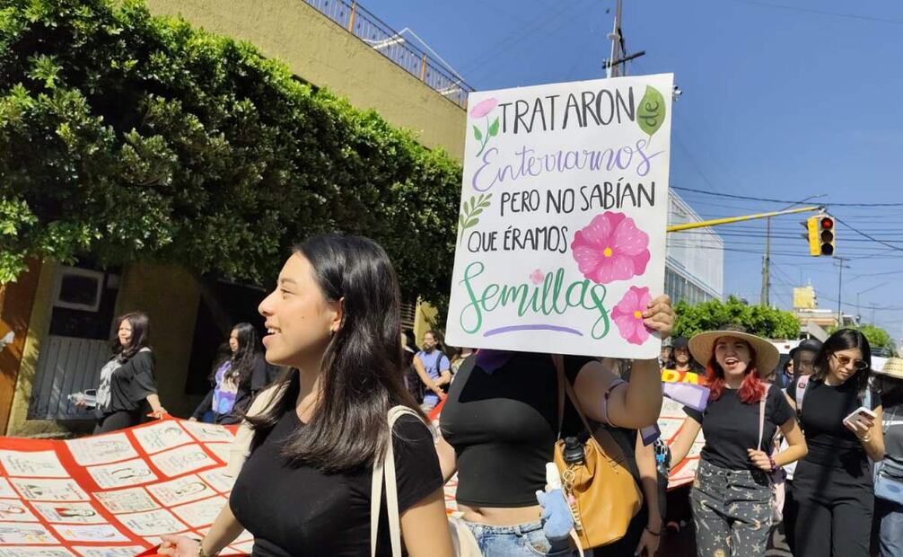 Marcha 25: “Queremos justicia y vida para todas”, gritan mujeres.
Foto: Justino Miranda