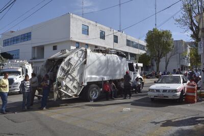 Riña deja 5 detenidos y 2 policías heridos en Naucalpan