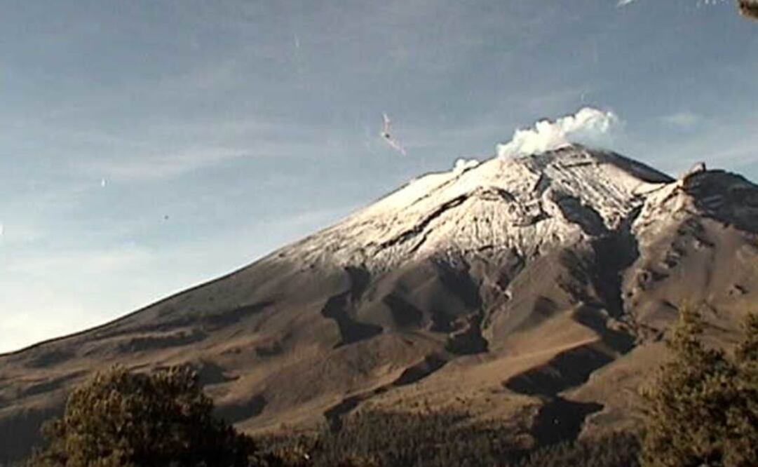 El Popocatépetl emitió29 exhalaciones acompañadas por la emisión de vapor de agua y gas (Foto: Cenapred)