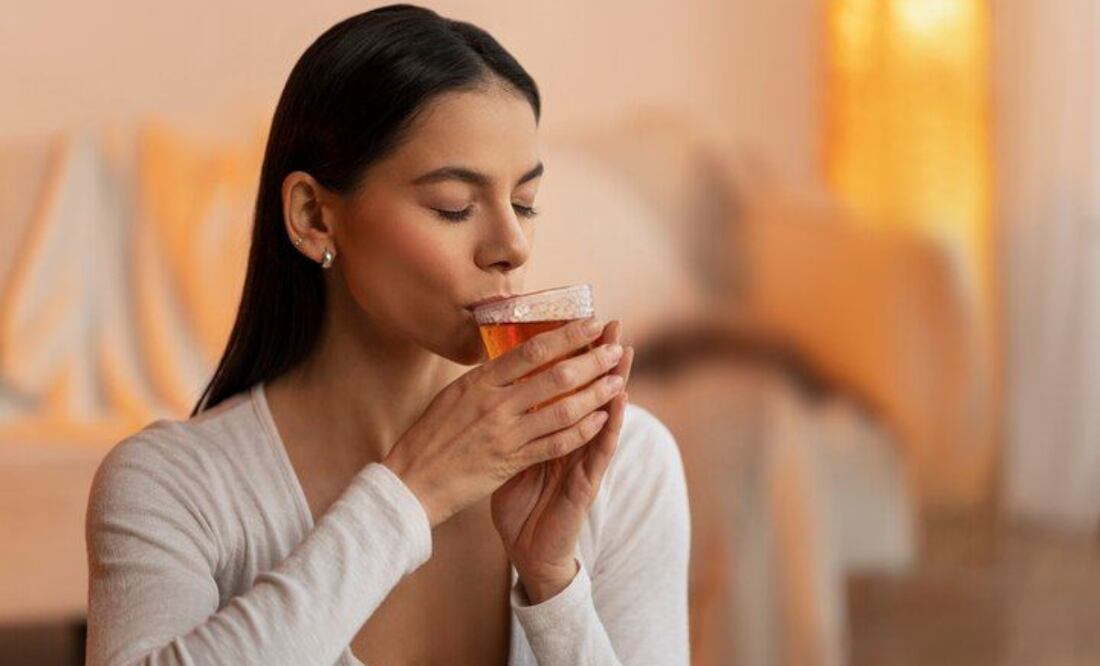 Té con sal, una tendencia innovadora en el mundo del té. Fuente: Freepik.
