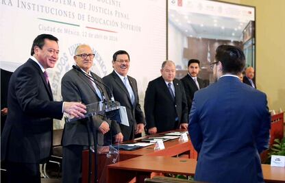 Estudiantes de derecho, clave para nuevo Sistema de Justicia: Osorio