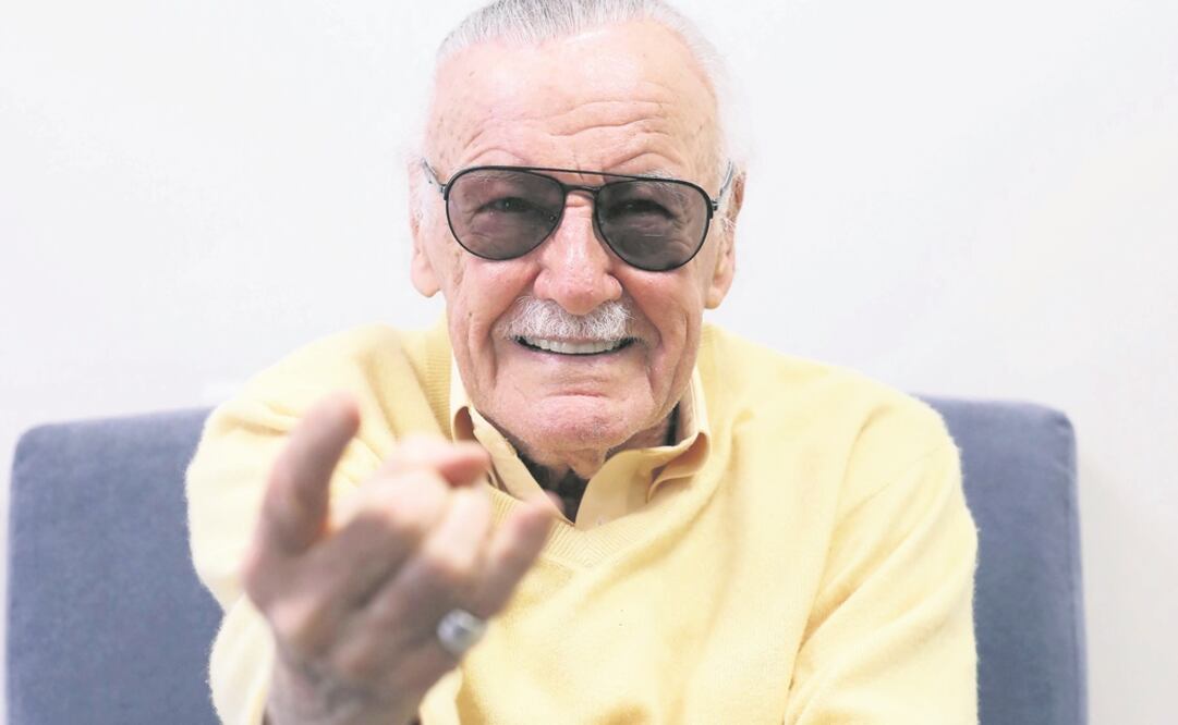 Stan le lanzó una telaraña a los fotógrafos. (VALENTE ROSAS. EL UNIVERSAL)