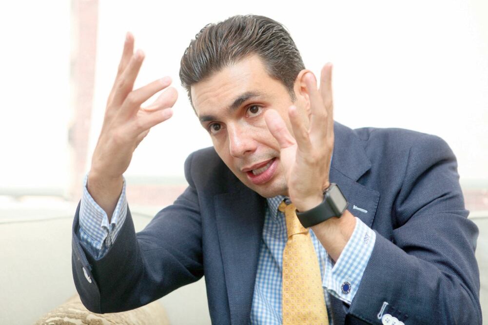 El coordinador de los diputados del PVEM, Jesús Sesma, explicó que el IMSS es el tercer mayor comprador público de bienes y servicios en México. (ARCHIVO EL UNIVERSAL)