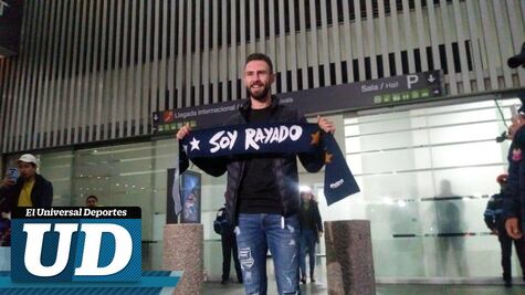 No vine por acabar mi carrera, quiero seguir peleando títulos: Miguel Layún