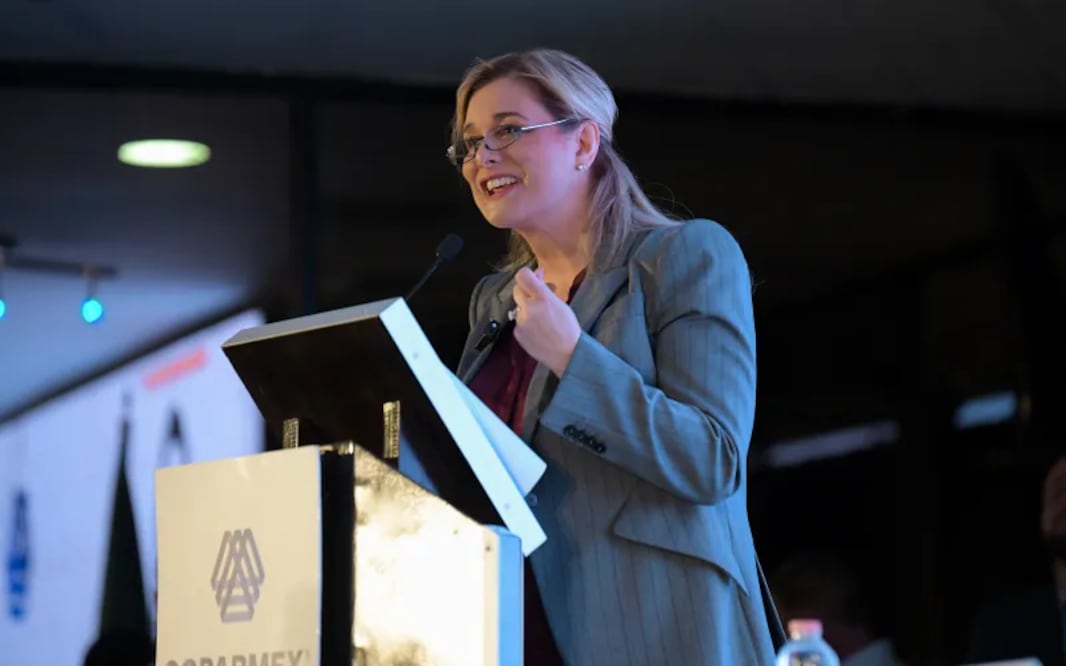 Maru Campos reafirma compromiso con la legalidad. Foto: Especial