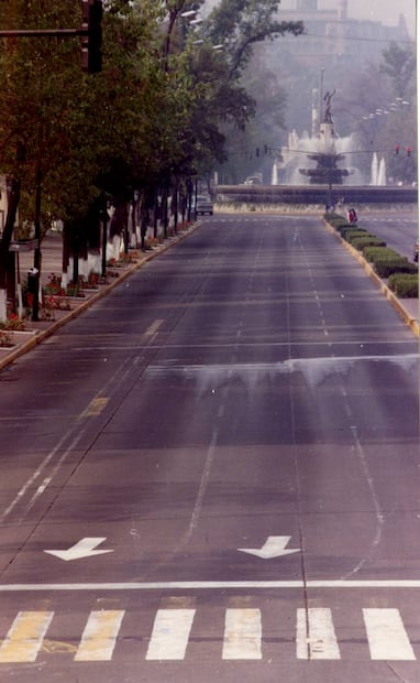 La Diana Cazadora y el Ángel de la Independencia vieron la nueva imagen de su tramo de Reforma en 2003. Archivo EL UNIVERSAL.