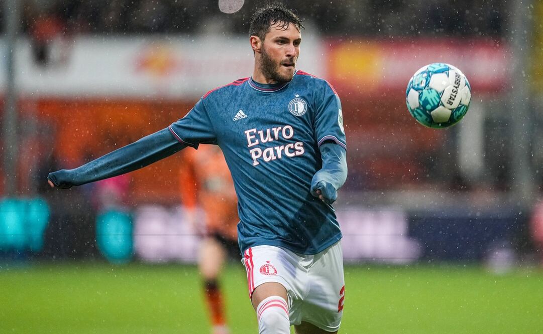 Giménez con el Feyenoord / Foto: Santiago Giménez