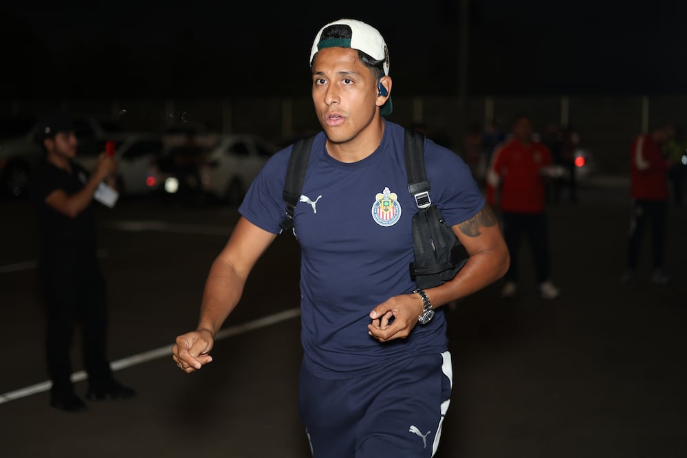 Luis Romo en su llegada a Mazatlán con Chivas / Foto: Imago7