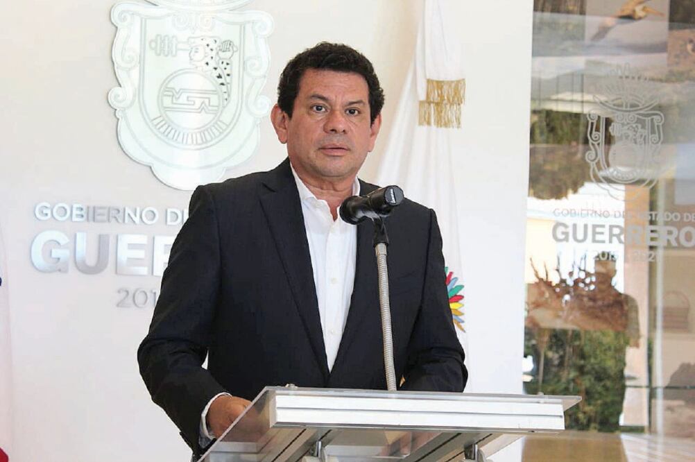 El secretario de Finanzas dijo que el municipio porteño no ha pagado contribuciones estatales por 53 millones de pesos, lo que pudo derivar en una retención de sus participaciones, pero no se aplicó para evitarle afectaciones