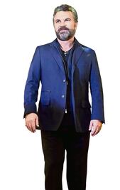 Mijares bendice a sus hijos