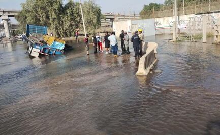 Restablecen servicio de agua potable tras ruptura de tubería en Ramal Los Reyes, en Tultepec